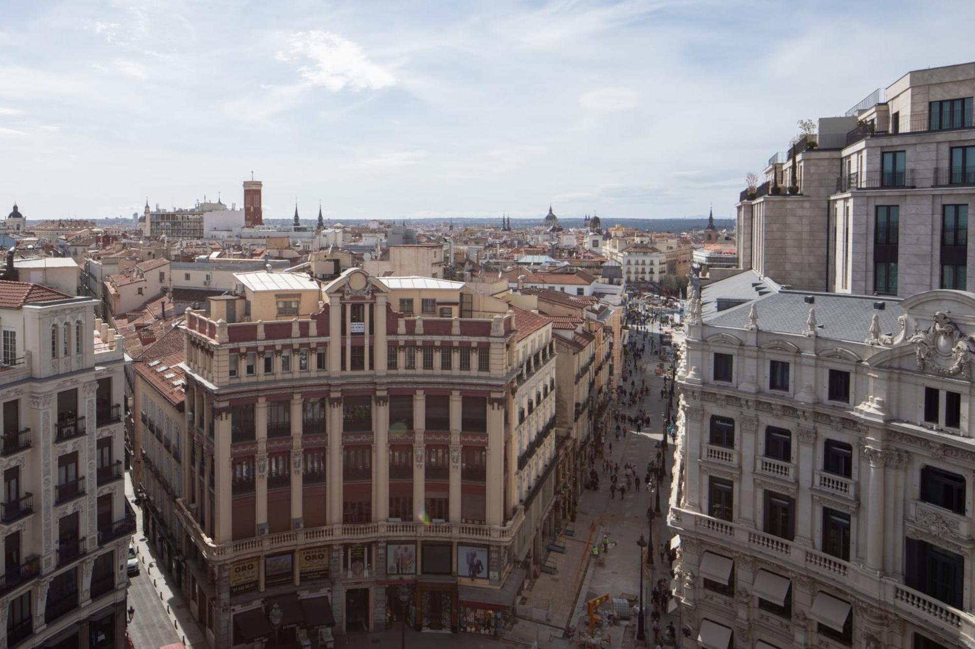 Jw Marriott Hotel Madrid Exterior foto